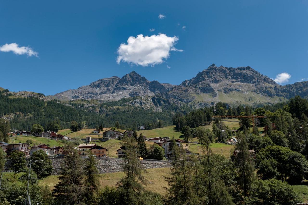 Hellochalet - Chalet Northern Lights - Family Ski Chalet With Garden Walking Distance Lift Valtournenche Exteriér fotografie